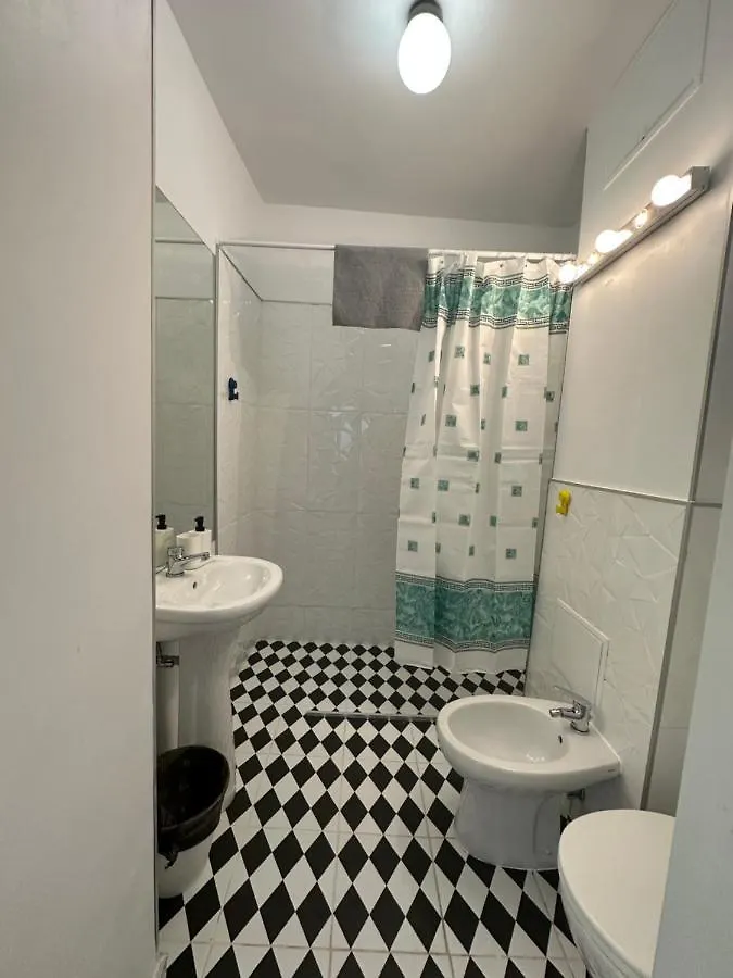 Green Apartment 70 ブカレスト