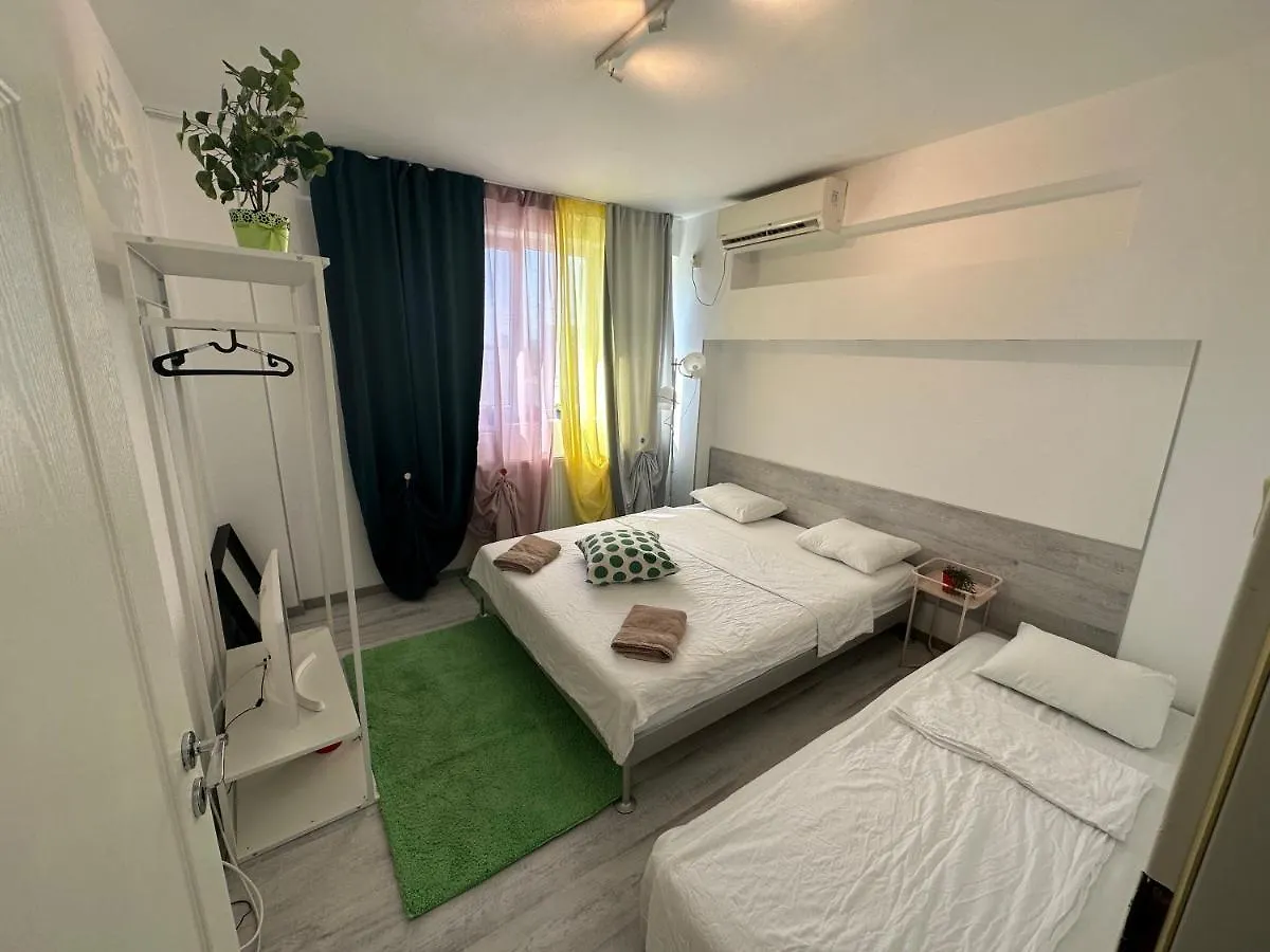 Green Apartment 70 ブカレスト